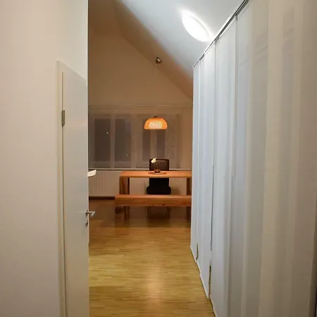 Апартаменты Ferienwohnung Warum Ins 2,5 Неккарзульм